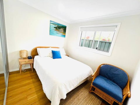 Private & Cozy Villa For You! - Geraldton Accommodation 1