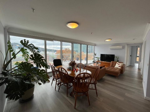 Private Room With Ensuite In The CBD - Geraldton Accommodation 0
