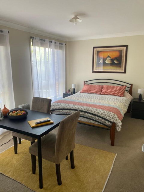 Private Room With Ensuite And Parking Close To Wollongong CBD - Geraldton Accommodation 0