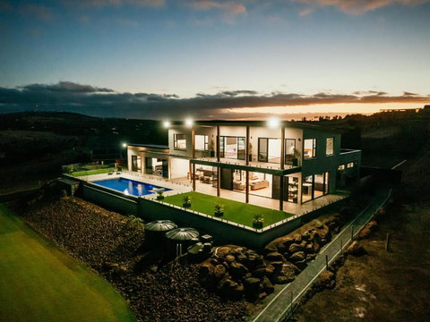 Pure Heaven - Geraldton Accommodation 0