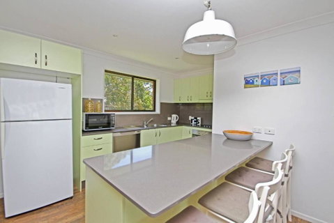 Red Door Beach House - Geraldton Accommodation 1