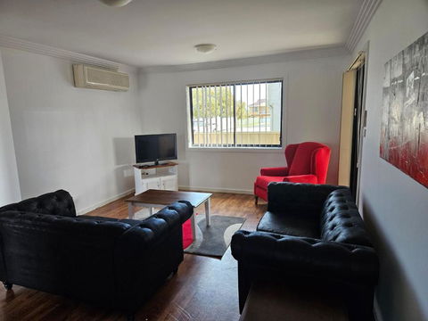 Quintet 1 155 - Geraldton Accommodation 1