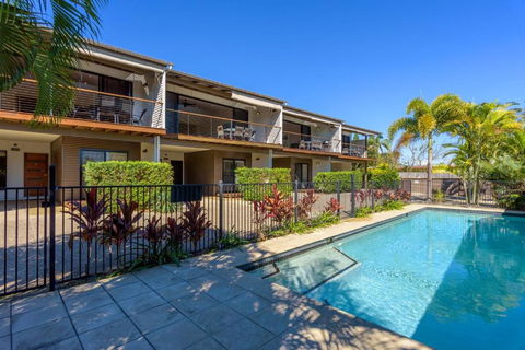 Rainbow Surf 4 - Geraldton Accommodation 1