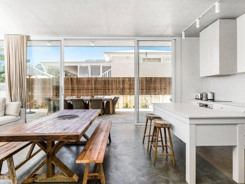 Audrey - Geraldton Accommodation 2