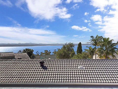 Away @ Nelson Bay, 29 Wollomi Ave - Incredible Water Views, Pet Friendly, WIFI & Aircon - Geraldton Accommodation 1