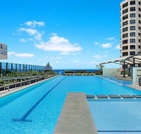 Awesome Ocean Views Broadbeach WiFi Netflix Wine - Geraldton Accommodation