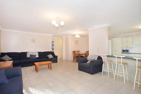 Bayview, Unit 6 - The Entrance, NSW - Geraldton Accommodation 2