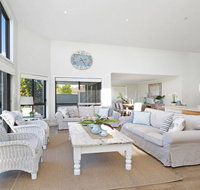 Beach 'Shac' on Parkway - Geraldton Accommodation