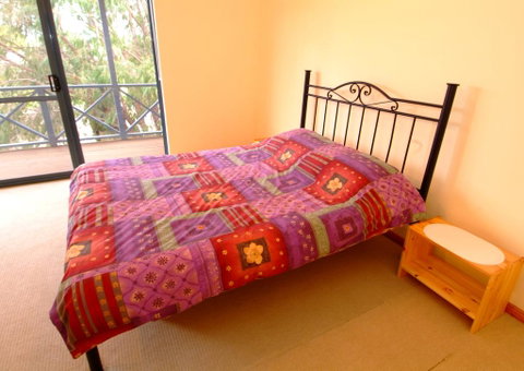 Beach Casa - Geraldton Accommodation 3