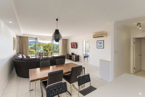 Beach Front Lagoon Lodge Apartments - Geraldton Accommodation 2