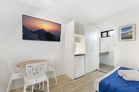 Beach House Motel - Geraldton Accommodation 3