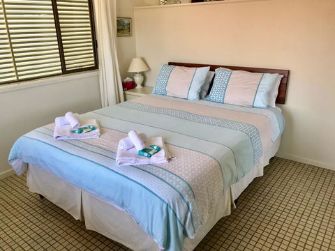 Beachfront Apt With Private Pool - Geraldton Accommodation 1