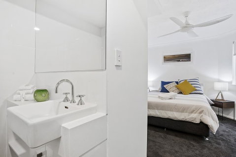 Beachhaven 1 @ Clarkes Beach - Geraldton Accommodation 3