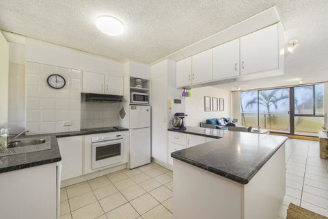 Beachpark 9, 9/58 Pacific Drive - Geraldton Accommodation 3