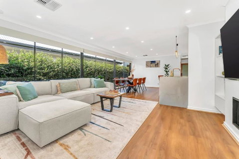 Redbrick Retreat - Generous Coastal Escape - Geraldton Accommodation 0