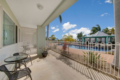 Reef Adventureland Motor Inn - Geraldton Accommodation 1