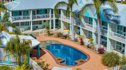 Reef Adventureland Motor Inn - Geraldton Accommodation 3