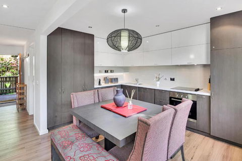 Ren Basera - Geraldton Accommodation 1