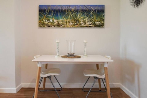 Resort-style Coastal Living With Balcony & Pool - Geraldton Accommodation 2
