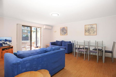 Resort Style Holiday - Geraldton Accommodation 3