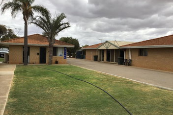 Rhodeside Lodge with Geraldton Accommodation