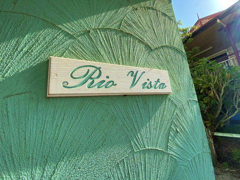 Rio Vista - Burrum Heads - Riverfront - 2BR - Large Yard - Geraldton Accommodation 1