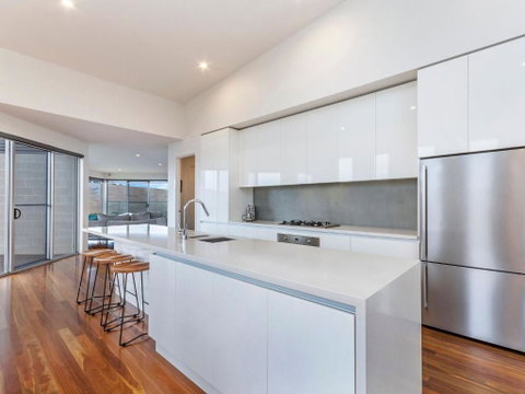 River Reveal - Geraldton Accommodation 3