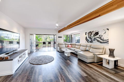 Riverside Noosa Sanctuary, Steps To Gympie Terrace - Geraldton Accommodation 3