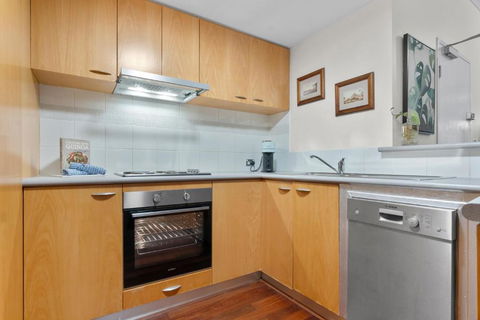 Riverside Panorama Suite Spectacular City Living - Geraldton Accommodation 3