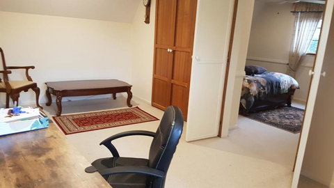 Riverside Vintage Home - Geraldton Accommodation 2