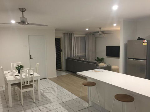 Robin Joy - Geraldton Accommodation 3