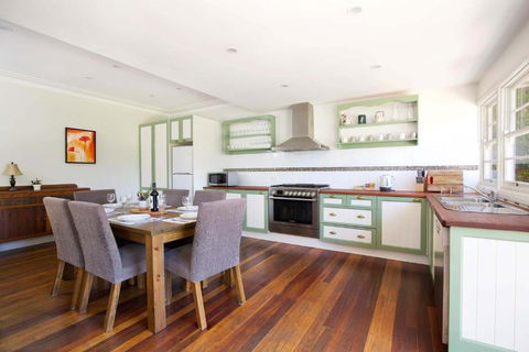 Rodova Cottage - Geraldton Accommodation 1
