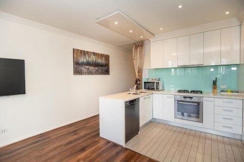 Rome Sky Villa - Geraldton Accommodation 3