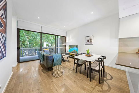 Rooftop 2 Bed Apt With Terrace At Newtown - Geraldton Accommodation 1