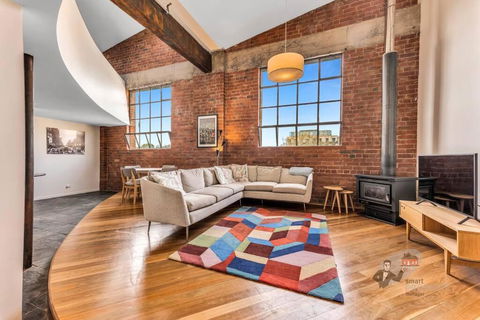 Rooftop Warehouse In Fitzroy - Geraldton Accommodation 0