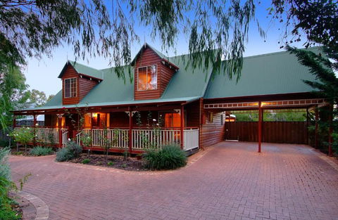 Rosewood Cottage - Geraldton Accommodation 2