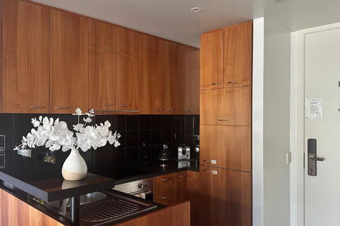 Royal Garden Residence - Geraldton Accommodation 2