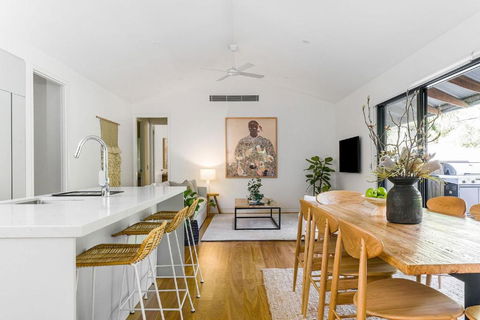 Rubber Soul - Geraldton Accommodation 1