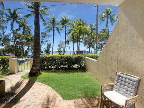 Sails On Horseshoe Apartment 5 - Geraldton Accommodation 0