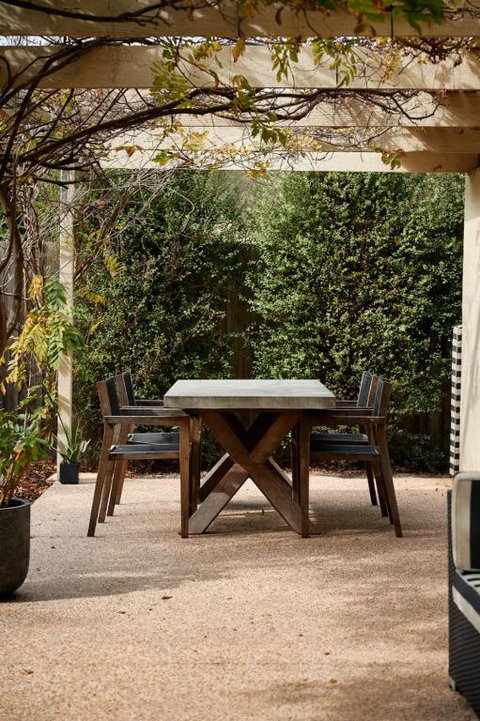 Salt Air Hideaway With Lush Backyard - Geraldton Accommodation 1
