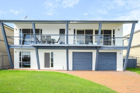 Salt - Aldinga Beach - C21 SouthCoast Holidays - Geraldton Accommodation 0