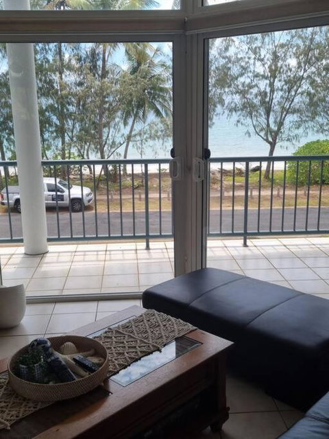 Salt On South - Beachfront Bliss - Geraldton Accommodation 1