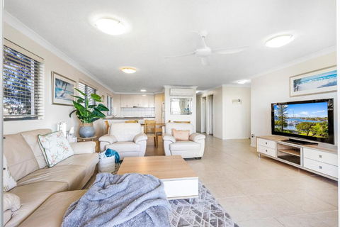 Salty Kisses @ Riverdance - 3 Bedroom Apartment - Geraldton Accommodation 0
