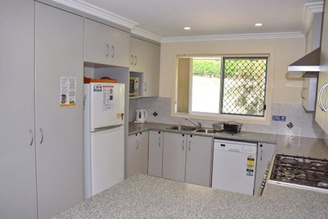 Salty Kisses - Bring Your Own Linen. - Geraldton Accommodation 2