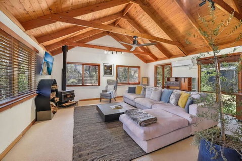 Samsara Blue Mountains - Geraldton Accommodation 2