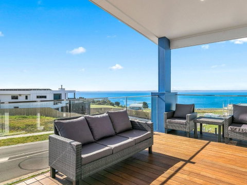 San Freemo - Geraldton Accommodation 0