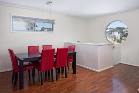 San Remo Views - Geraldton Accommodation 2
