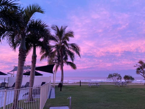 San Simeon Beachfront Apartments Tugun - Geraldton Accommodation 3