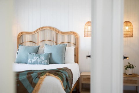 Sanbis Cabin - Hidden Boutique Retreat, Sea Views - Geraldton Accommodation 0