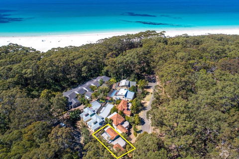 Sandpiper, Hyams Beach - Geraldton Accommodation 1